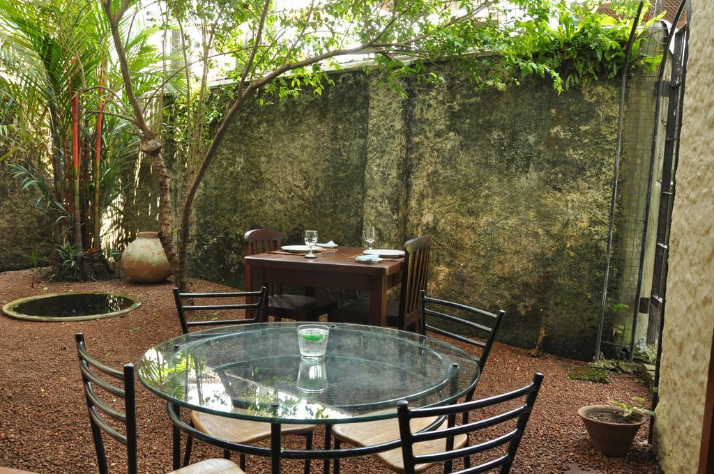Bed and Breakfast Bangalawa Nawala Екстер'єр фото